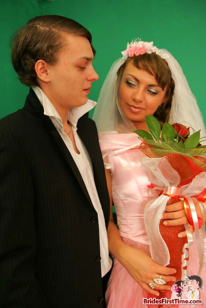 Bride nude wedding