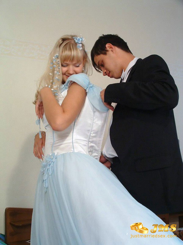 Sexy wedding photos