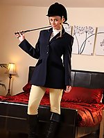 Sexy UK equestrian girl in sexy nylons and pumps
